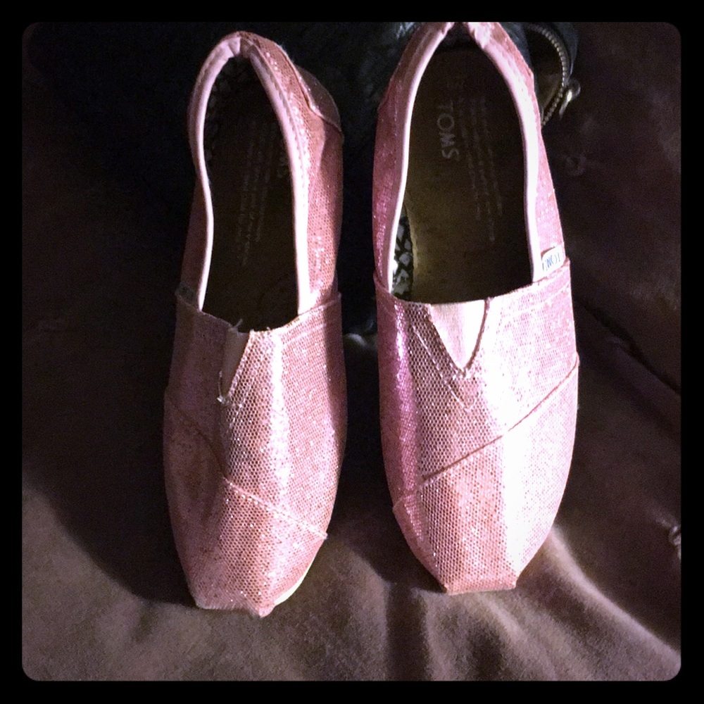Pink glitter TOMS